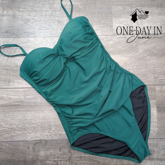 Relleciga Twist Front Tummy Control One Piece Swimsuit Size M - Picture 3 of 7